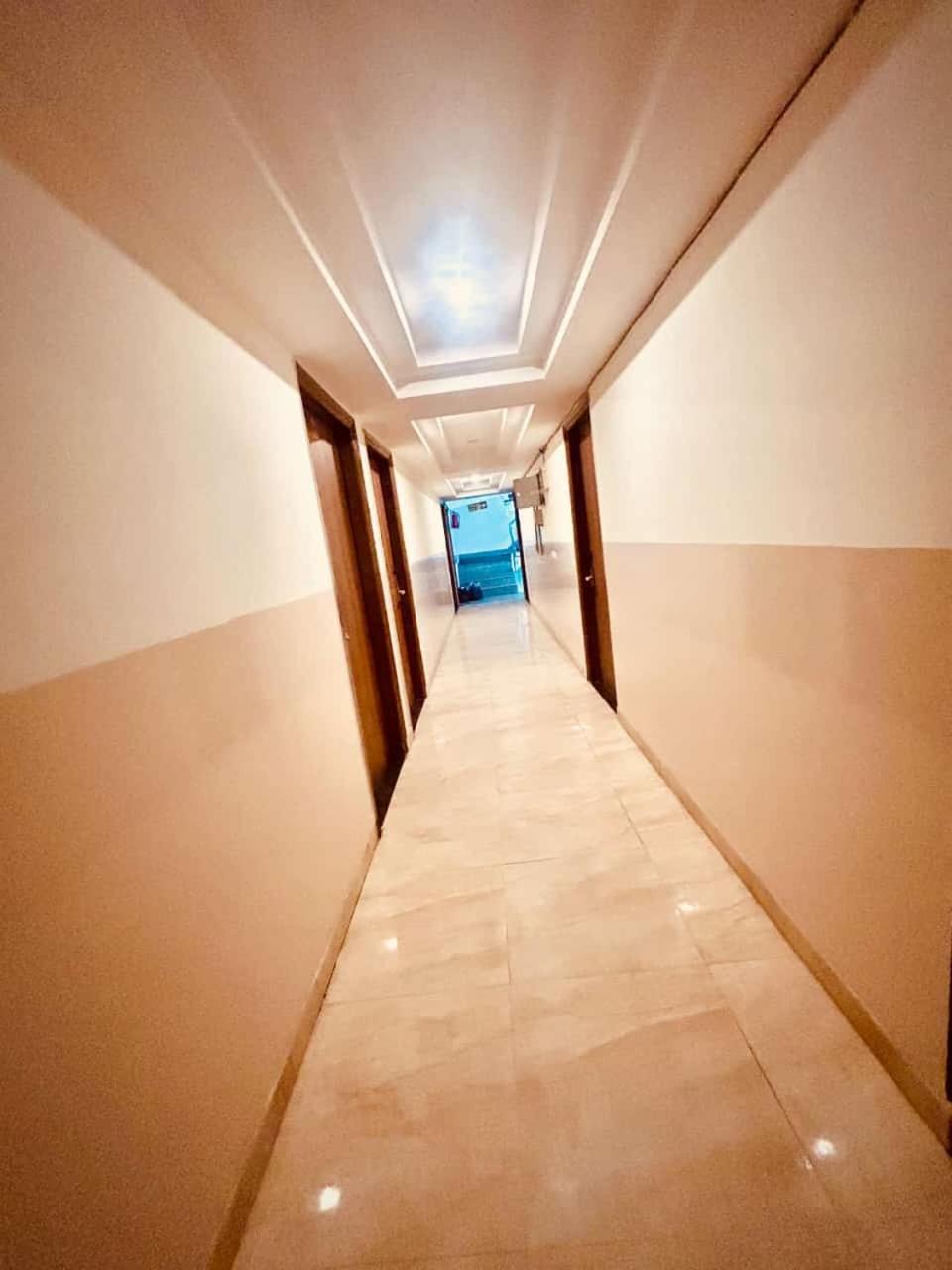 Hotel Airport City New Delhi Extérieur photo