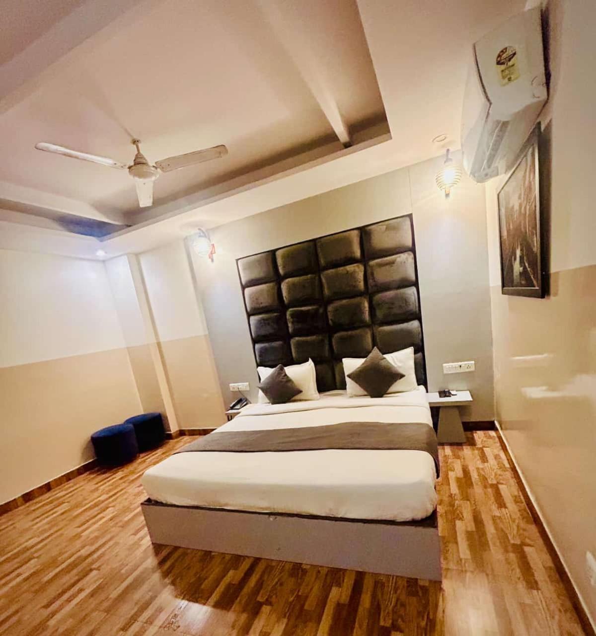 Hotel Airport City New Delhi Extérieur photo