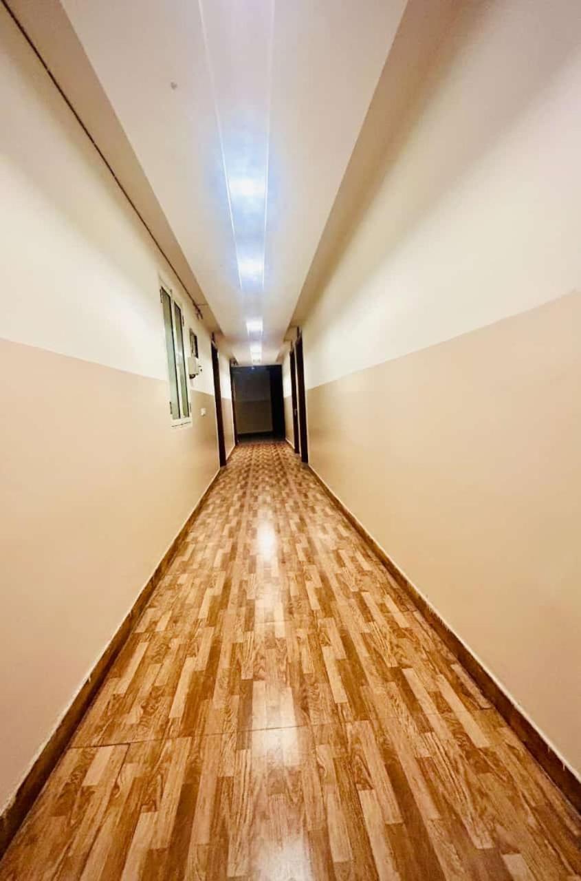 Hotel Airport City New Delhi Extérieur photo