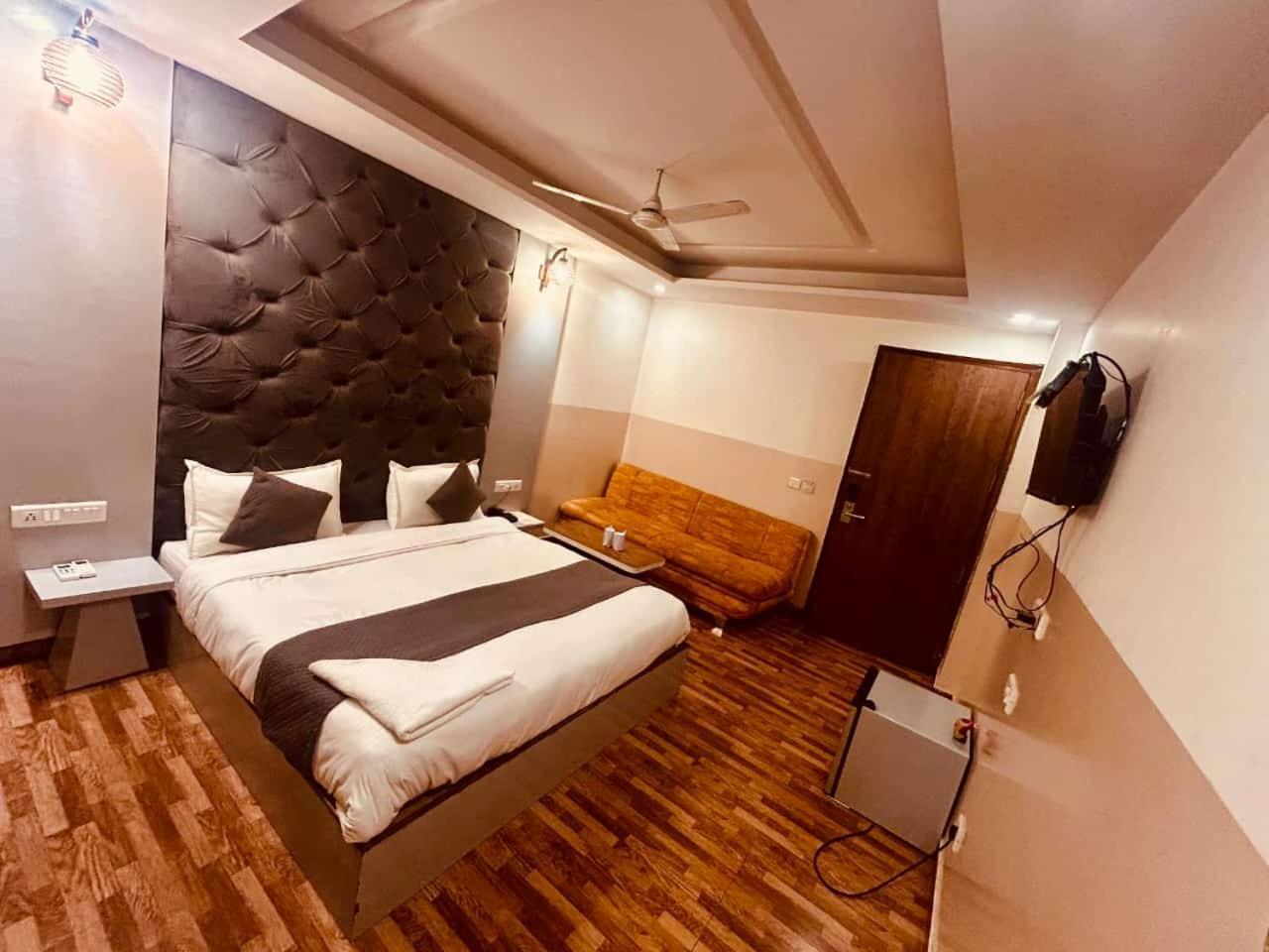 Hotel Airport City New Delhi Extérieur photo