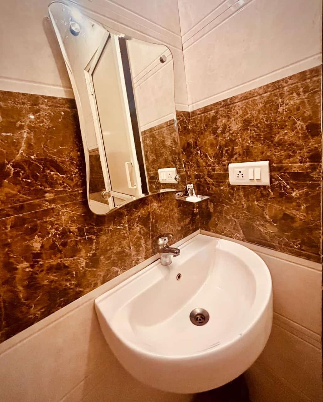 Hotel Airport City New Delhi Extérieur photo