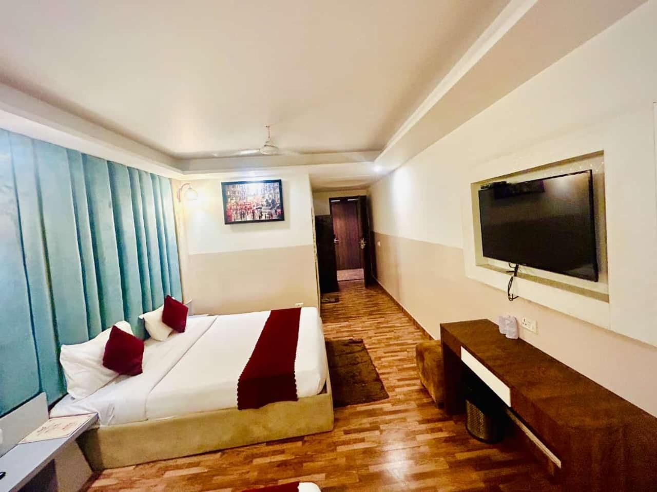 Hotel Airport City New Delhi Extérieur photo