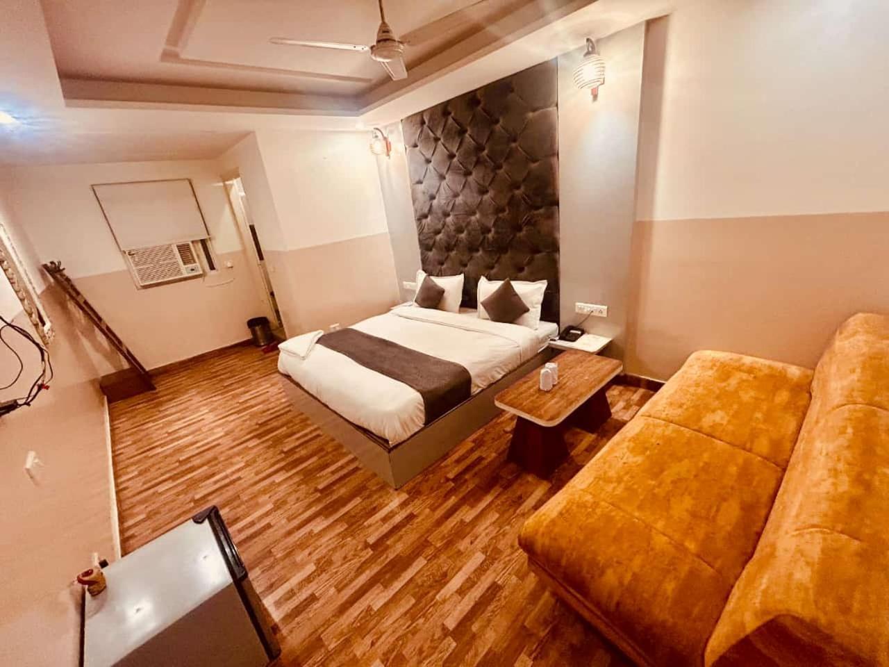 Hotel Airport City New Delhi Extérieur photo