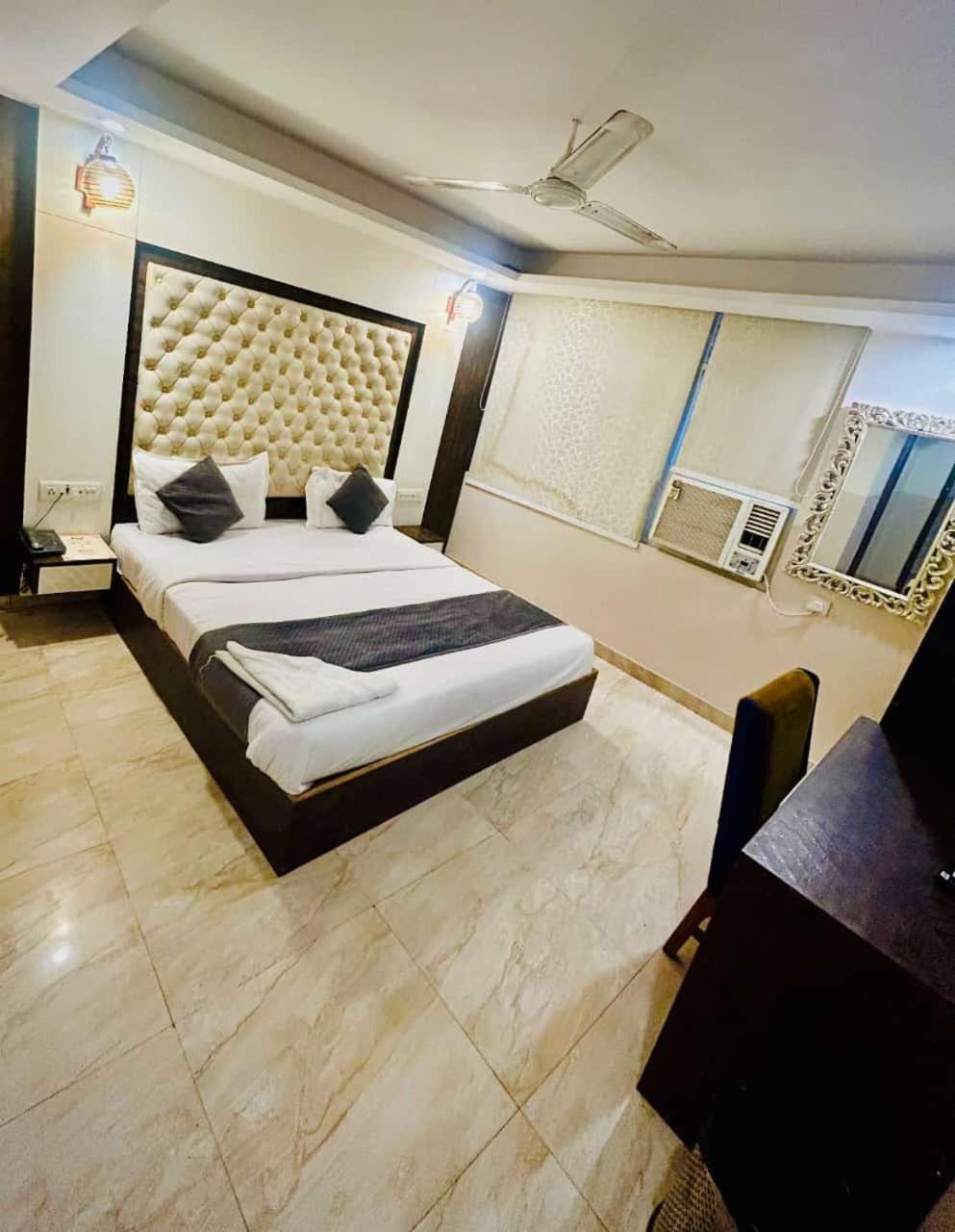 Hotel Airport City New Delhi Extérieur photo